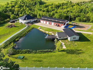 23502 465th St, Centerville, IA 52544