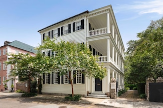 125 Tradd St, Charleston, SC 29401