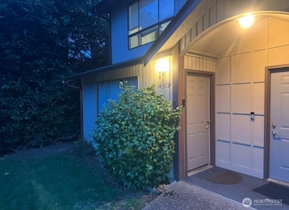 14917 32nd Place S Unit 42, Seatac, WA 98168