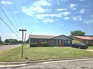 618 Briarwood Ln, Frederick, OK 73542