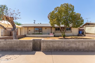 4907 W Earll Dr, Phoenix, AZ 85031