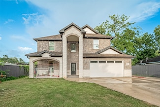 9534 Irby St, Houston, TX 77088