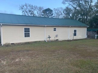 12475 Mac Curry Rd, Andalusia, AL 36420