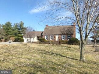 2794 Bishop Meade Rd, Boyce, VA 22620