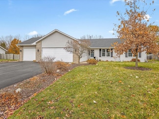 6072 Valhalla Dr, Loves Park, IL 61111