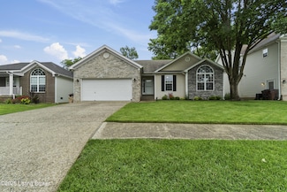 9014 Holly Village Ct, Louisville, KY 40242