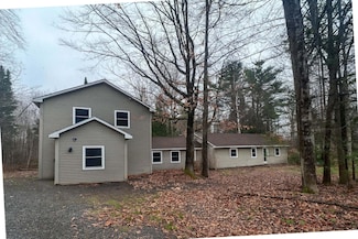 37 N Pond Rd, Rome, ME 04963