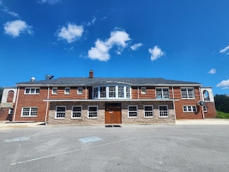 1206 Summerlee Rd, Oak Hill, WV 25901