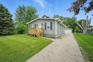 806 8th St, West Des Moines, IA 50265