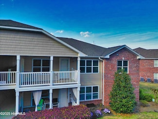 4425 Jay Bird Cir Unit 207, Wilmington, NC 28412