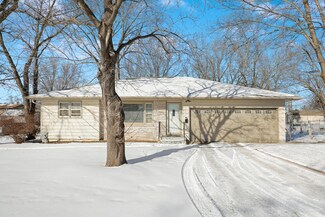 316 15th St W, Hastings, MN 55033