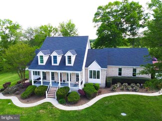 4527 Free State Rd, Marshall, VA 20115