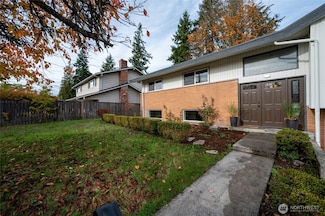 324 NW 195th St, Shoreline, WA 98177