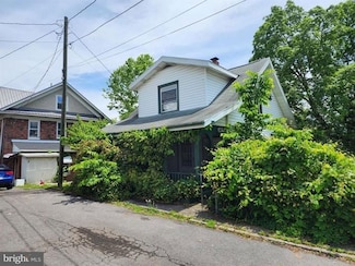 30 Clubhouse Ln, Ridgeley, WV 26753