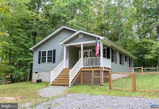 18 Ellis Ln, Louisa, VA 23093