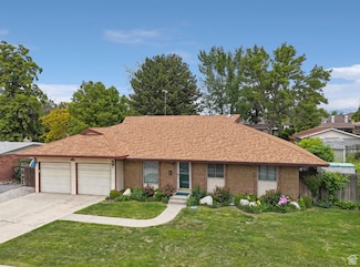 635 Pioneer Ave, Sandy, UT 84070