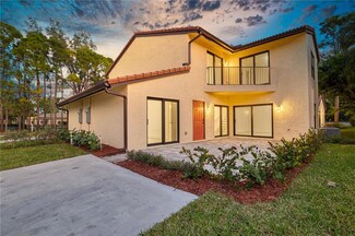 6301 Scotch Pine Ln, Lantana, FL 33462