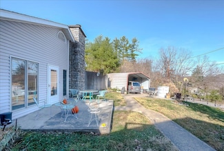 4 Shelby Ln, Frankfort, KY 40601