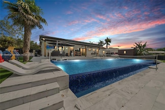 8840 SW 181st Terrace, Palmetto Bay, FL 33157