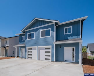 4540 Live Oak St, Sweet Home, OR 97386