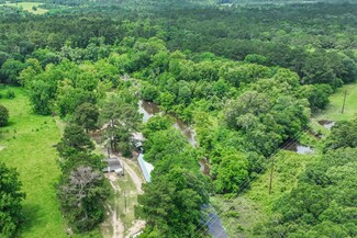 1000 W Dalton Rd, Coldspring, TX 77331