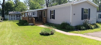 21 Ridgewood Dr, McKean, PA 16426