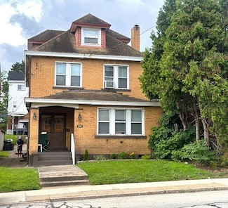 2104 West St, Homestead, PA 15120