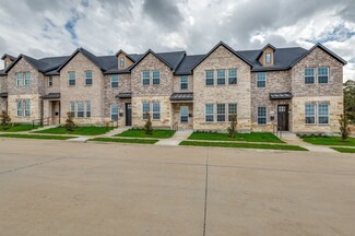 998 Edgemont Dr, Irving, TX 75060