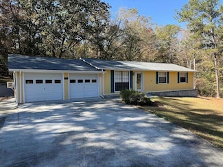 2300 Pinetree Ln NE, Conyers, GA 30012