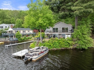 11 Leisure Dr, Holland, MA 01521