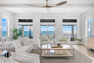 132 Geoff Wilder Ln, Alys Beach, FL 32461