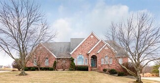 1049 Whitmoor Dr, Weldon Spring, MO 63304