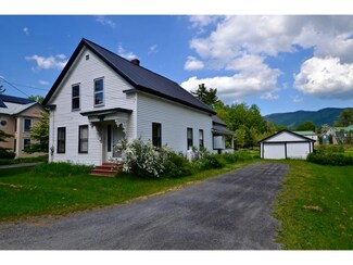 227 Hollow Rd, Waterbury Center, VT 05677