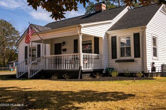 1901 Wilson St, New Bern, NC 28560