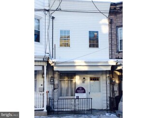 30 S 10th St, Mahanoy City, PA 17948