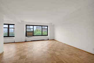 21-15 34th Ave Unit 8B, Astoria, NY 11106