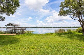 413 Prairie Lake Dr, Fern Park, FL 32730