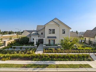 1764 Lester Ave, Clovis, CA 93619