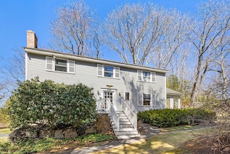 210 Summer St, Manchester, MA 01944