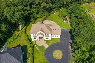 45 Rustic Dr, Worcester, MA 01609