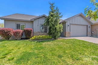 2592 N Tuscan Ave, Meridian, ID 83646