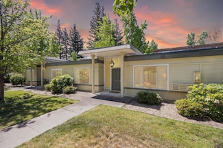 1833 Skycrest Dr Unit 2, Walnut Creek, CA 94595