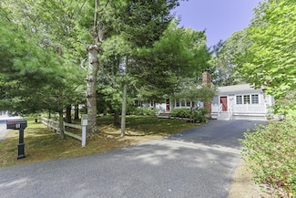5 Carl Gardner Rd, Bourne, MA 2532
