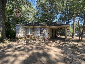 4612 S Renshaw Dr, Memphis, TN 38122
