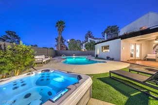 2070 Irwin Cir, Las Vegas, NV 89119