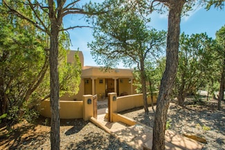 21 Calle Vallecitos, Tijeras, NM 87059