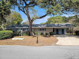 301 Poinciana Dr, Gulf Breeze, FL 32561