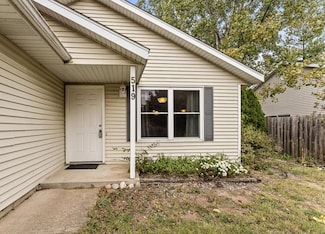 519 W 19th St, Holland, MI 49423