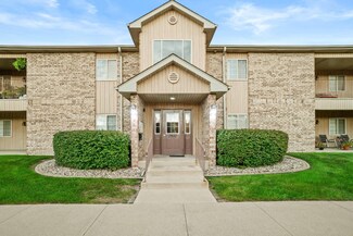 7927 Tyler Cir Unit E, Merrillville, IN 46410