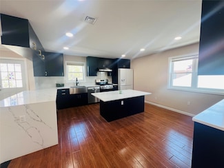 20003 46th Ave Unit 2nd Floor, Bayside, NY 11361
